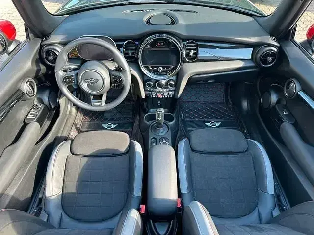 Używany Mini John Cooper Works 231 KM (169 kW) 2023 Andere Hatchback