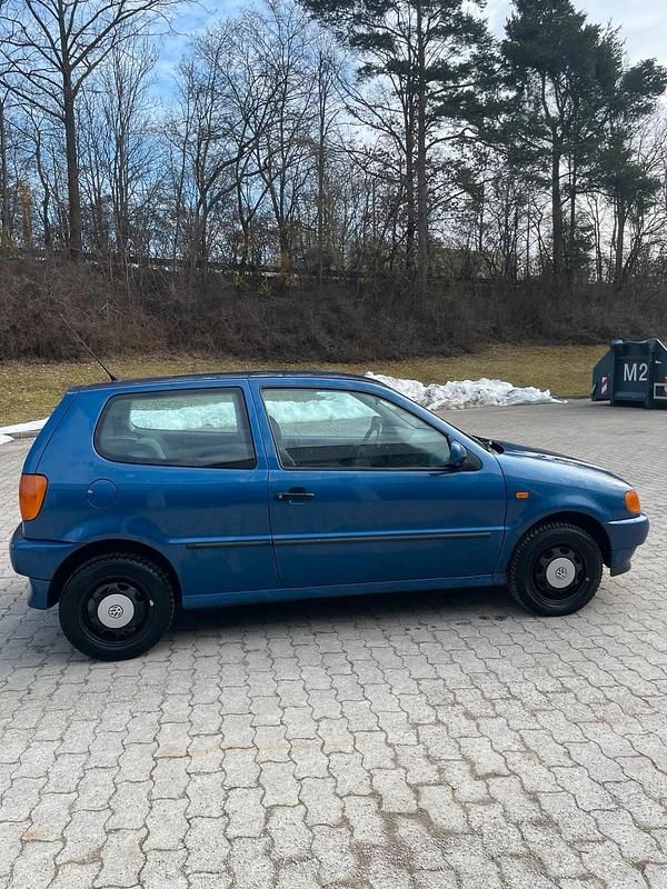 Usata VW Polo 60 CV (44 kW) 1997 Blu Utilitaria