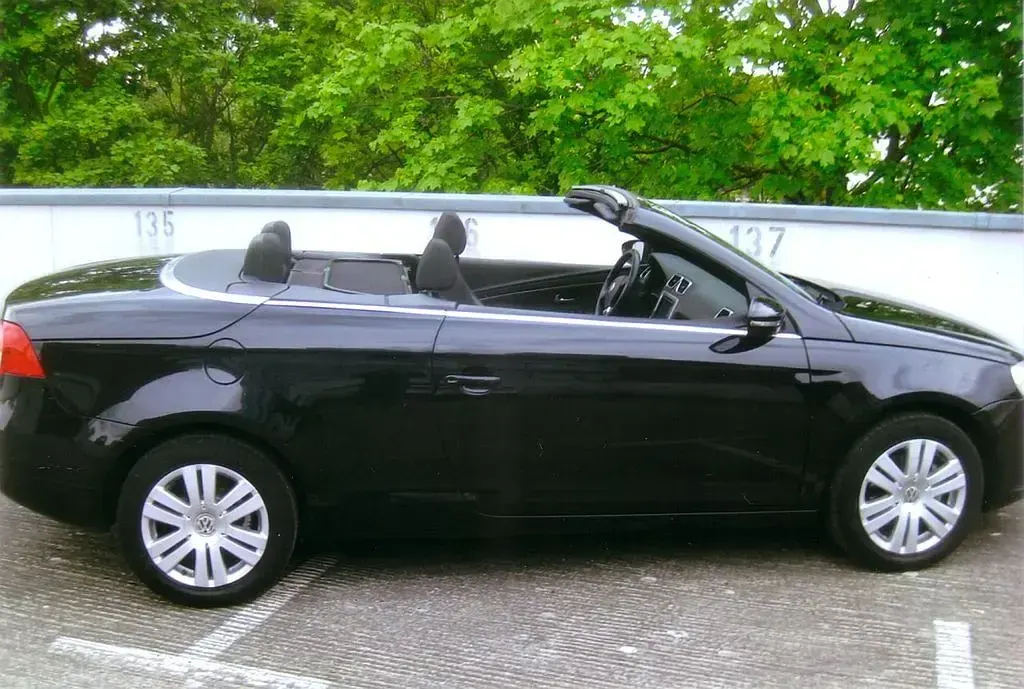 Occasion VW Eos 122 PK (89 kW) 2009 Zwart Cabriolet
