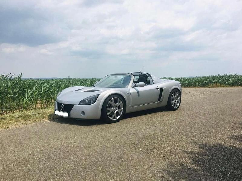 Silber Gebraucht 2005 Opel Speedster Cabrio | 59.900 € - Bild 1/2