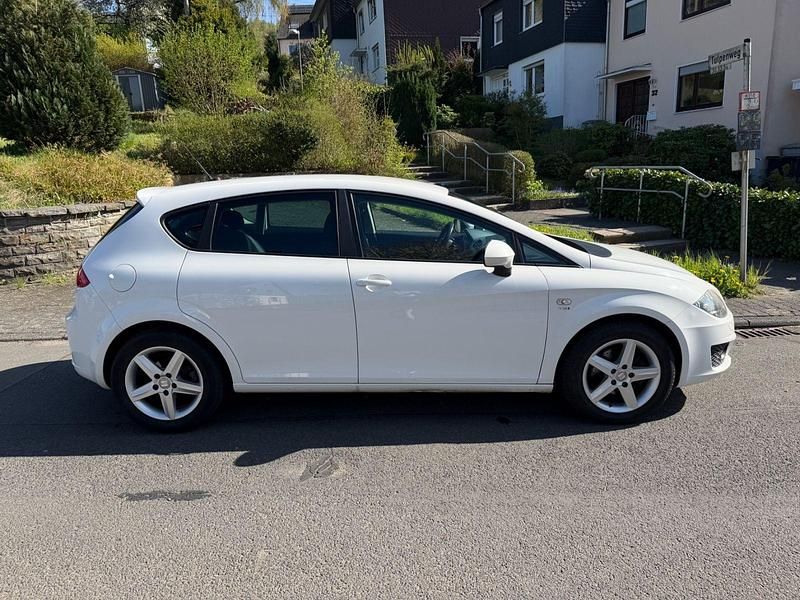 Usata Seat Leon 215 CV (158 kW) 2009 Bianco Utilitaria