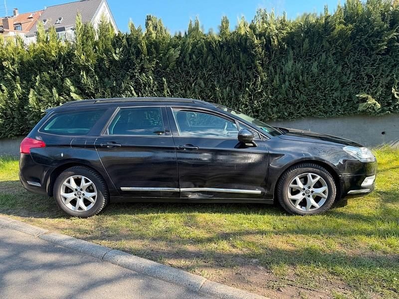 Gebraucht Citroën C5 Tendance 140 PS (102 kW) 2010 Schwarz Kombi