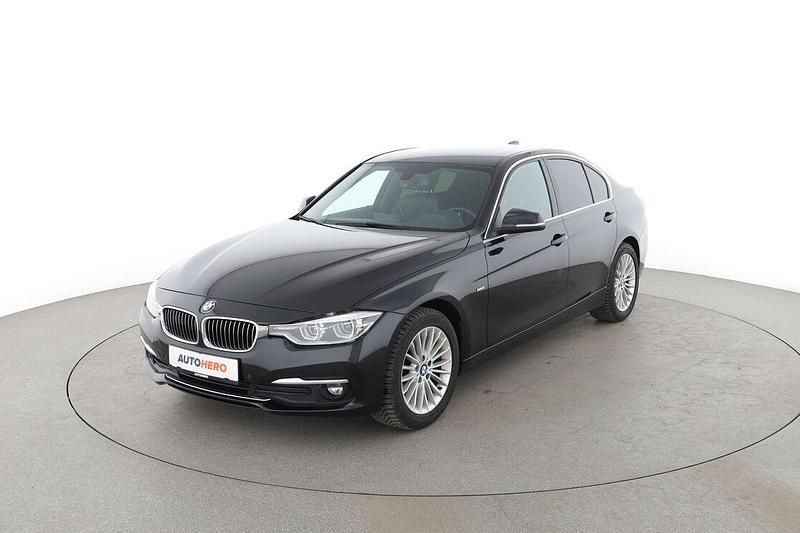 Schwarz Gebraucht 2016 BMW 318 Luxury Line Limousine | 18.130 € (Etwas zu teuer) - Bild 1/3