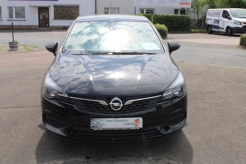 Schwarz Gebraucht 2020 Opel Astra Limousine | 14.980 € (Etwas zu teuer) - Bild 1/4