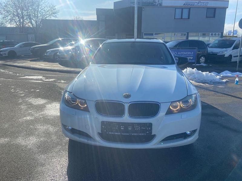 Gebraucht BMW 320 Comfort Edition 170 PS (125 kW) 2011 Limousine