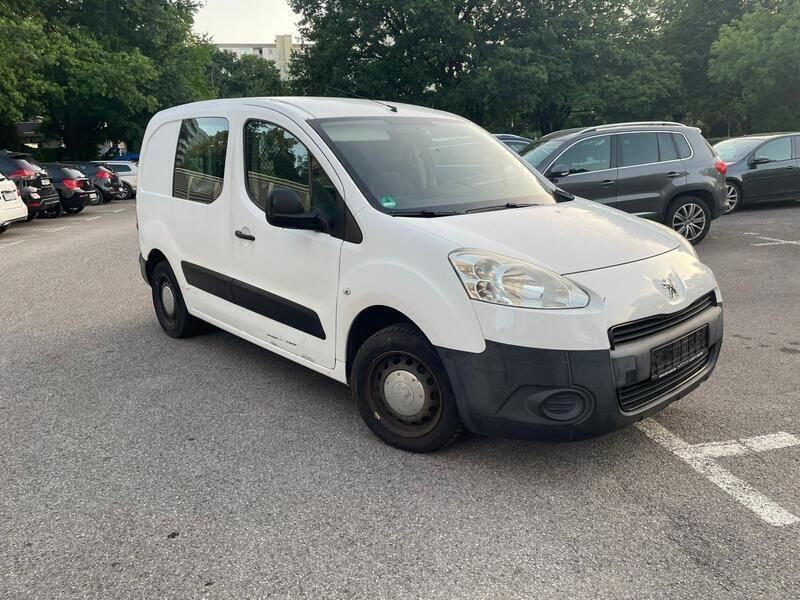 Weiß Gebraucht 2013 Peugeot Partner Van / Kleinbus | 2.600 € (Superpreis) - Bild 1/4