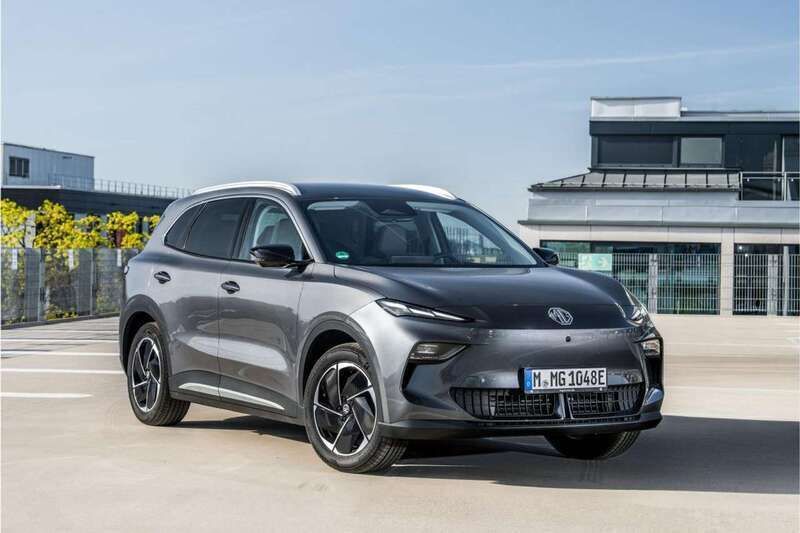 Blau (picadilly blue) Neu 2025 MG MG5 EV Long Range Luxury Kombi | 44.990 € - Bild 1/4