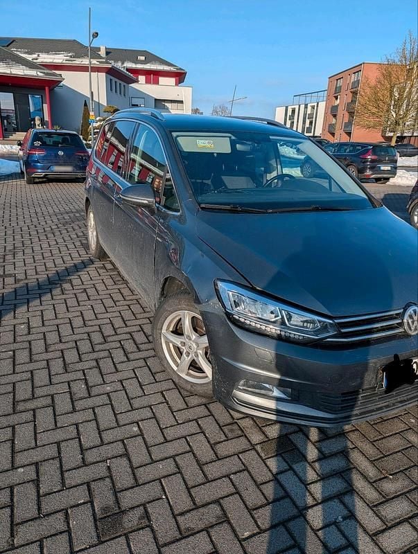 Gebraucht VW Touran 150 PS (110 kW) 2017 Grau Van / Kleinbus