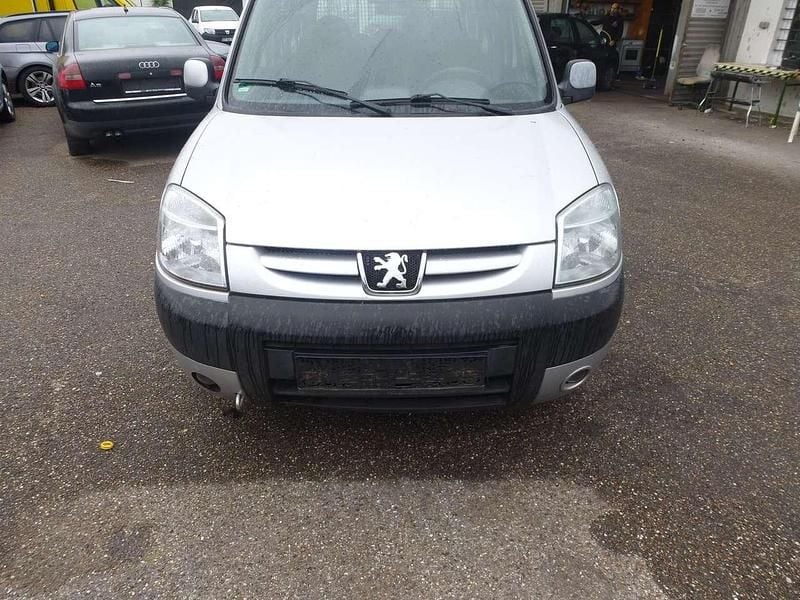 Silber Gebraucht 2007 Peugeot Partner Tendance Van / Kleinbus | 1.350 € (Guter Preis) - Bild 1/4