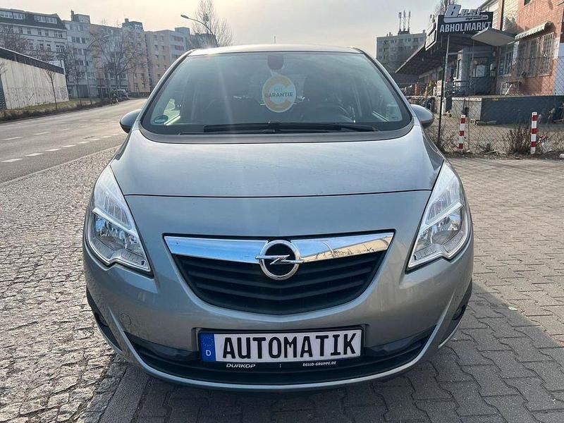 Gebraucht Opel Meriva 120 PS (88 kW) 2013 Silbersee/perl silber (m2) Van / Kleinbus