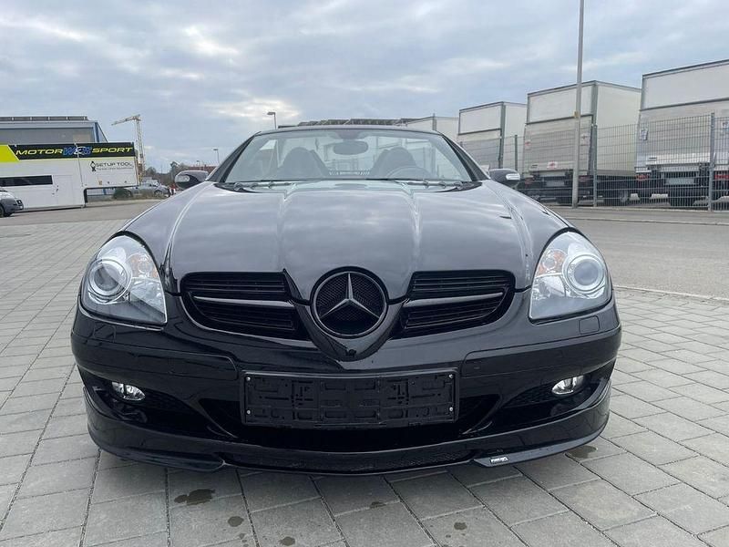 Gebraucht Mercedes SLK350 272 PS (200 kW) 2007 Schwarz Cabrio