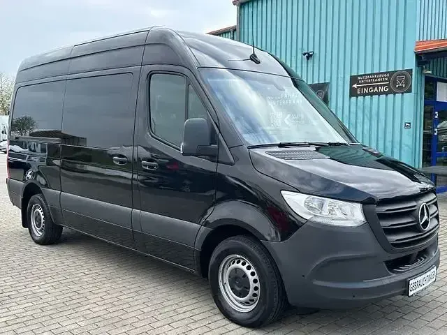 Occasion Mercedes Sprinter 170 ch (125 kW) 2023 Noir Van