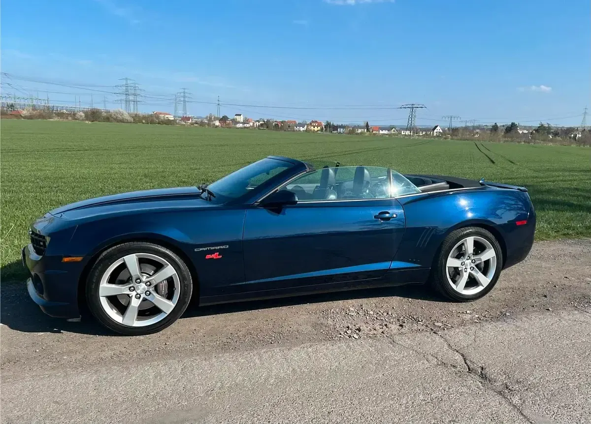 Gebraucht Chevrolet Camaro SS 405 PS (297 kW) 2011 Blau Cabrio