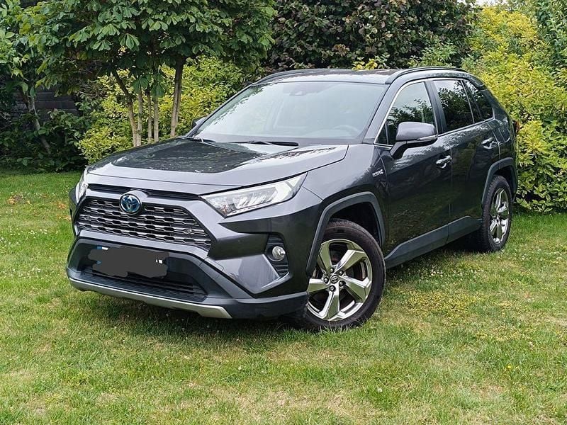 Grau Gebraucht 2021 Toyota RAV4 Hybrid Limited SUV | 28.500 € (Superpreis) - Bild 1/4