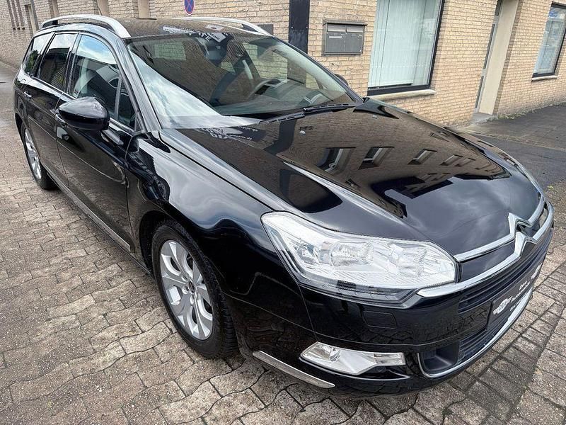 Gebraucht Citroën C5 SELECTION 150 PS (110 kW) 2016 Schwarz Kombi