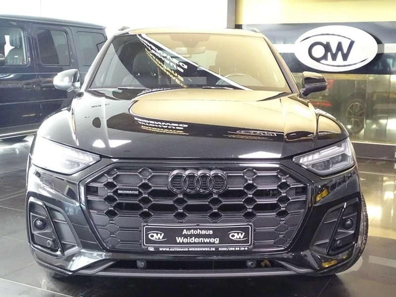 Gebraucht Audi Q5 S-Line 204 PS (150 kW) 2023 Mythosschwarz metallic SUV