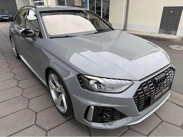 Gebraucht Audi RS4 Competition 450 PS (330 kW) 2021 Nardograu Kombi