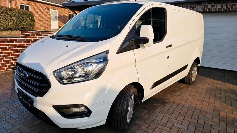 Gebraucht Ford Transit Custom 107 PS (78 kW) 2020 Weiß Pickup