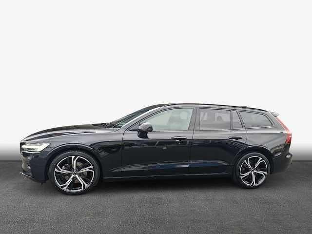 Gebraucht Volvo V60 145 PS (106 kW) 2025 Kombi