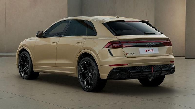 Neu Audi RS Q8 Performance 640 PS (470 kW) 2026 Gold SUV