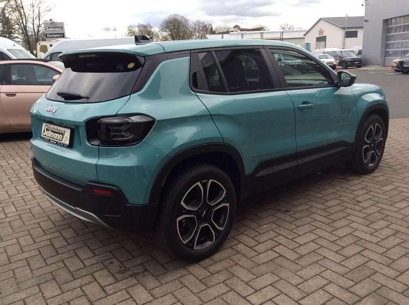 Gebraucht Jeep Avenger EV Altitude 114 kW (156 PS) 2024 Grün SUV