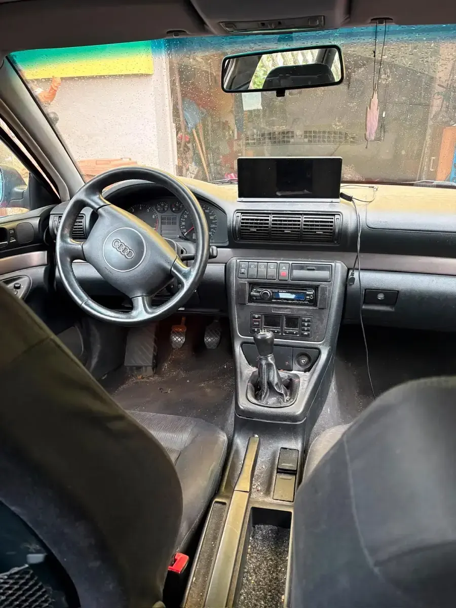 Gebraucht Audi A4 101 PS (74 kW) 1998 Rot Kombi