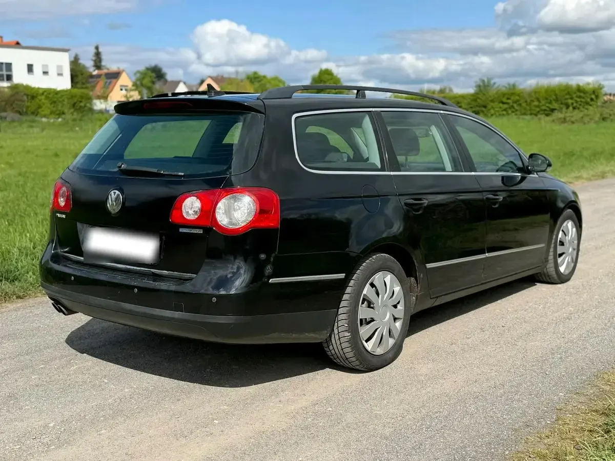 Gebraucht VW Passat Comfortline 2009 Schwarz Kombi