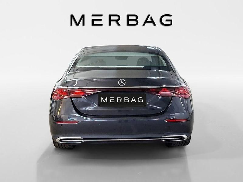 Gebraucht Mercedes E220 Premium 197 PS (144 kW) 2024 Grau Limousine