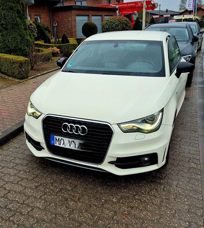 Gebraucht Audi A1 S-Line 185 PS (136 kW) 2012 Weiß Kleinwagen