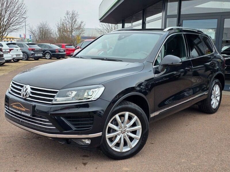 Schwarz Gebraucht 2016 VW Touareg Terrain Tech SUV | 31.980 € (Fairer Preis) - Bild 1/4