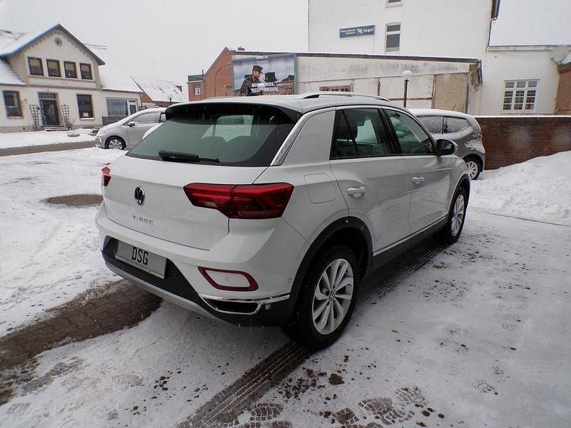 Neu VW T-Roc Style 150 PS (110 kW) 2026 Pure white SUV
