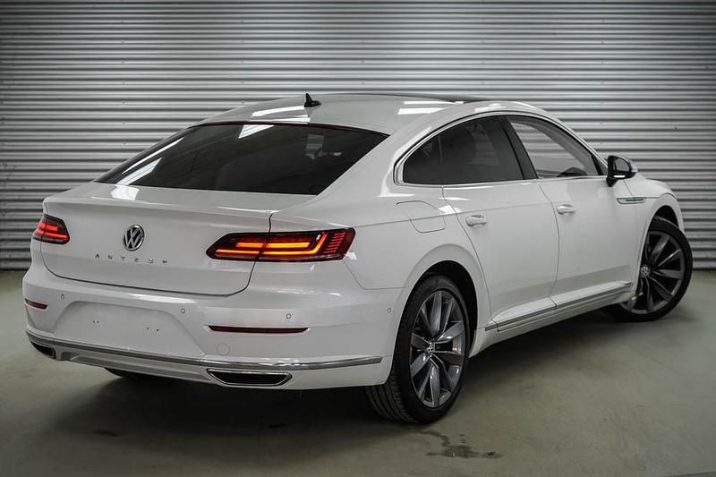 Gebraucht VW Arteon Elegance 190 PS (139 kW) 2019 Oryx white metallic () Kleinwagen