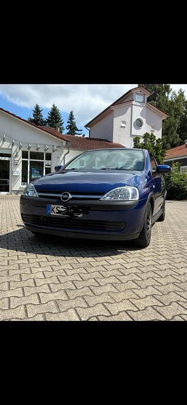 Blau Gebraucht 2002 Opel Corsa Kleinwagen | 1.405 € (Guter Preis) - Bild 1/4