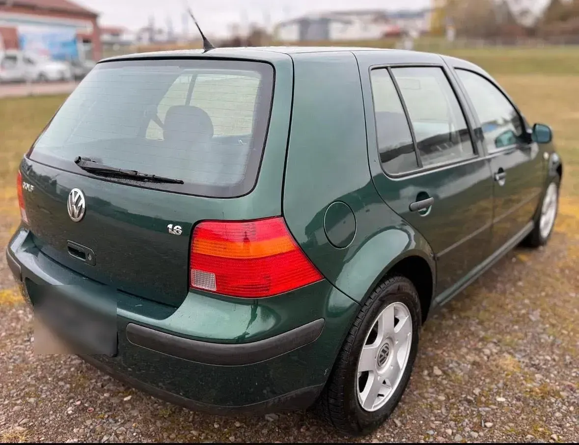 Gebraucht VW Golf III 101 PS (74 kW) 1998 Grün Limousine