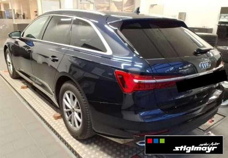 Gebraucht Audi A6 Premium 204 PS (150 kW) 2023 Firmamentblau metallic Kombi