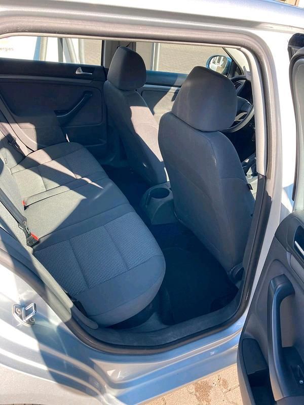 Gebraucht VW Golf V 104 PS (76 kW) 2007 Silber Kombi