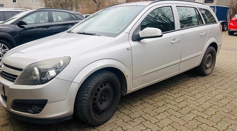Silber Gebraucht 2006 Opel Astra Kombi | 1.200 € (Guter Preis) - Bild 1/4