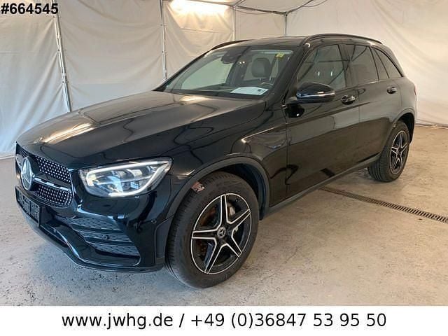 Schwarz Gebraucht 2021 Mercedes GLC300e AMG line SUV | 34.950 € (Etwas zu teuer) - Bild 1/4