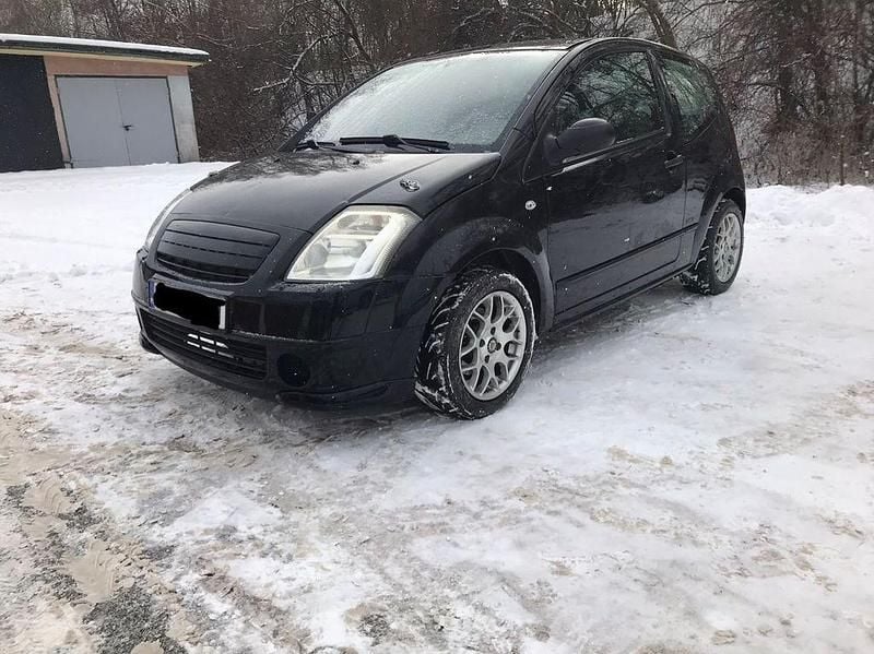 Schwarz Gebraucht 2007 Citroën C2 Kleinwagen | 10.999 € - Bild 1/4