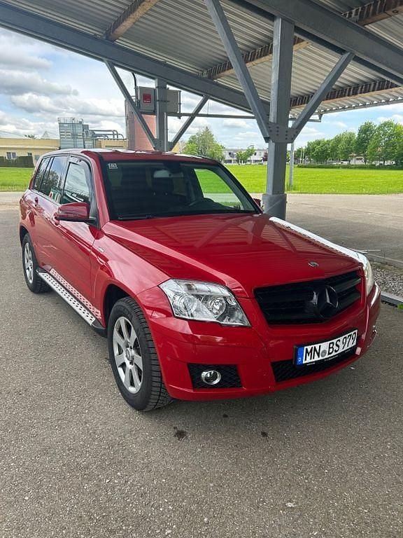 Gebraucht Mercedes GLK200 143 PS (105 kW) 2011 Rot SUV