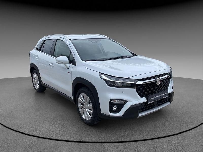 Gebraucht Suzuki SX4 S-Cross Comfort 129 PS (94 kW) 2024 Weiss SUV