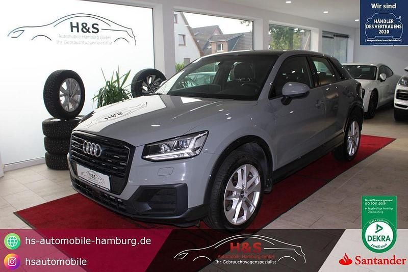 Quantumgrau Gebraucht 2017 Audi Q2 Sport SUV | 19.900 € - Bild 1/4