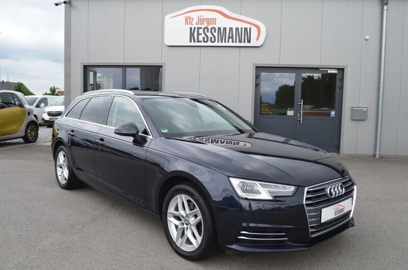 Blau Gebraucht 2018 Audi A4 Sport Kombi | 17.500 € (Guter Preis) - Bild 1/4