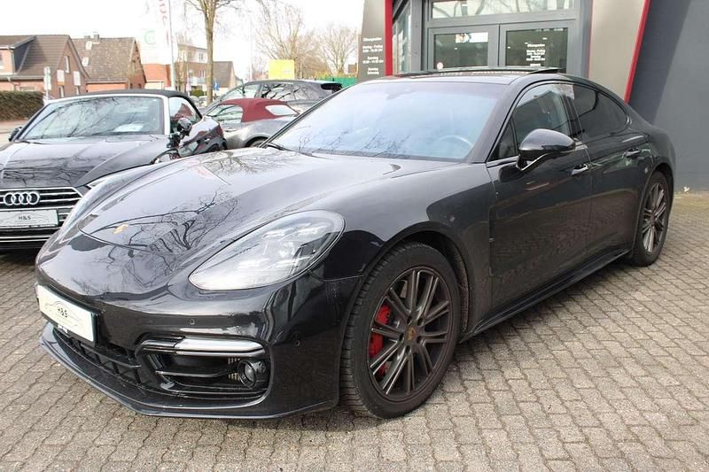 Gebraucht Porsche Panamera 549 PS (403 kW) 2018 Tiefschwarz Kombi