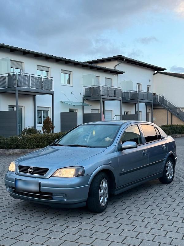 Usata Opel Astra 84 CV (61 kW) 2003 Andere farben Berlina