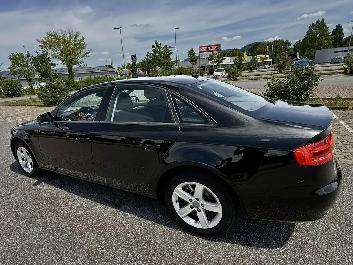 Gebraucht Audi A4 Attraction 143 PS (105 kW) 2010 Limousine
