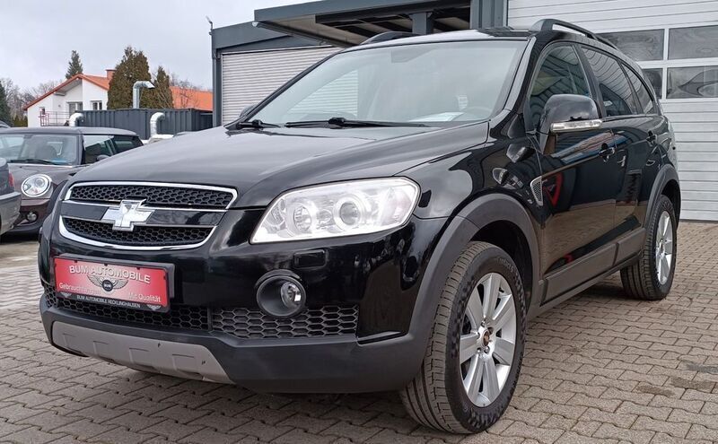 Schwarz Gebraucht 2007 Chevrolet Captiva LT SUV | 6.290 € (Teuer) - Bild 1/4