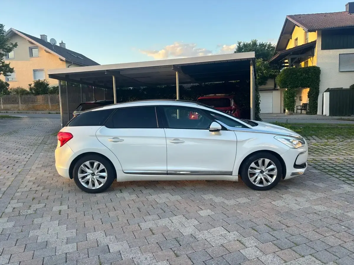 Gebraucht Citroën DS5 2014 Weiß Kleinwagen