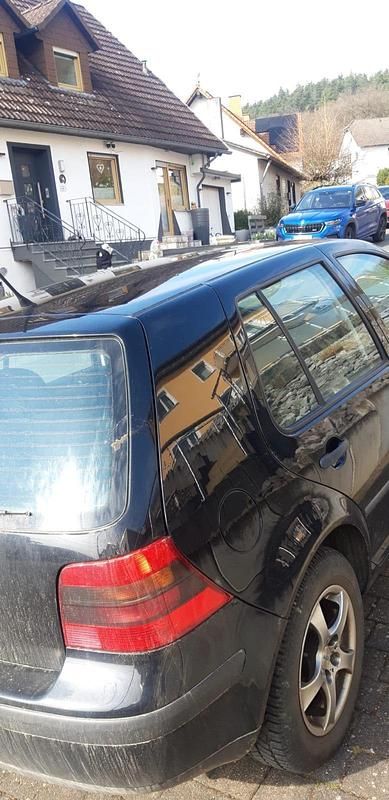 Gebraucht VW Golf IV 75 PS (55 kW) 2000 Schwarz Limousine