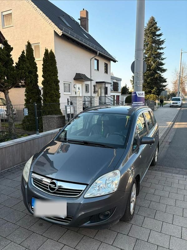 Gebraucht Opel Zafira 115 PS (84 kW) 2009 Grau Van / Kleinbus